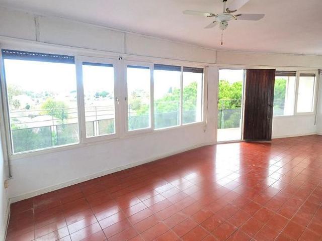 Piso en venta en calle Pau Casals, Vilassar de Mar, de 71 m² 3 habitaciones por 360.000