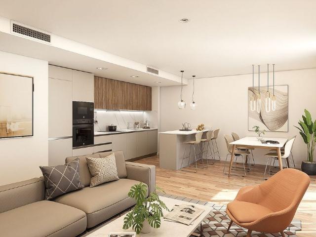 Piso en venta en calle Pellaires, Vic, de 91 m² 4 habitaciones por 312.500