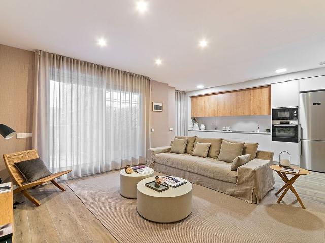 Piso en venta en calle Pepe Samitier, Sant Joan Despí, de 155 m² 3 habitaciones por 625.600