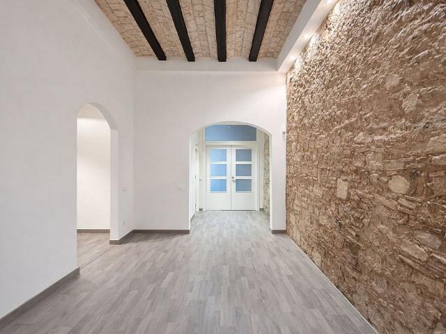 Piso en venta en calle Placeta de Montcada, Barcelona, de 112 m² 3 habitaciones por 550.000