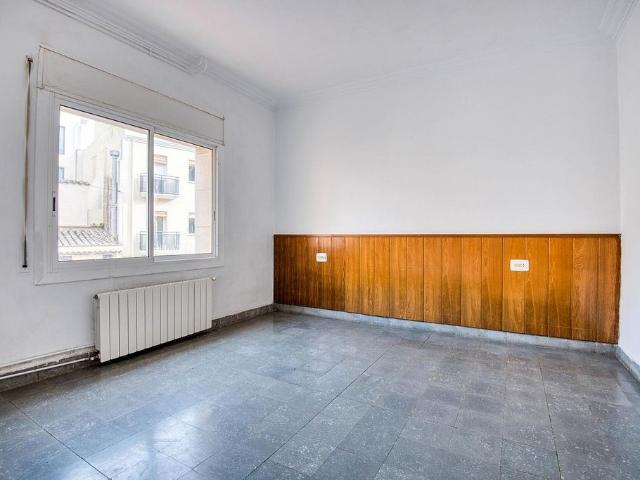 Piso en venta en calle Placeta Lluís Esteva i Cruañas, Sant Feliu de Guíxols, de 76 m² 2 habitaciones por 225.000