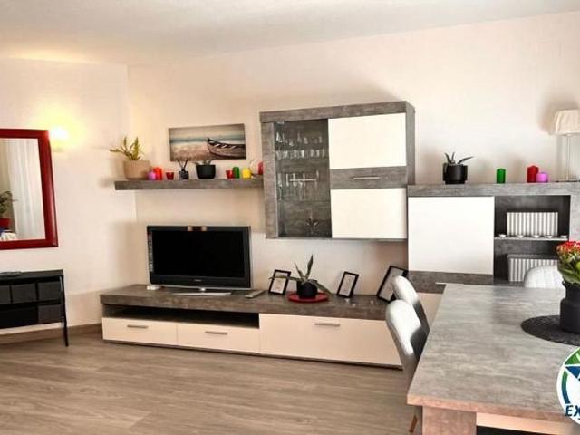 Piso en venta en calle Port Banyuls, Castelló d´Empúries, de 46 m² 1 habitación por 157.000