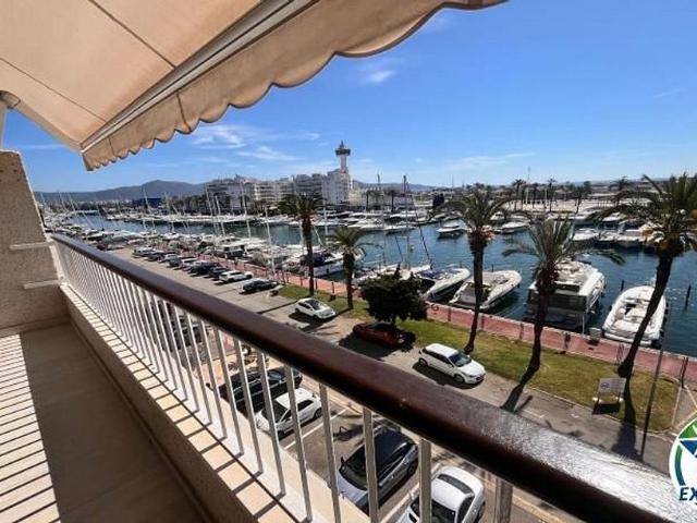 Piso en venta en calle Port Grec, Castelló d´Empúries, de 72 m² 2 habitaciones por 325.000