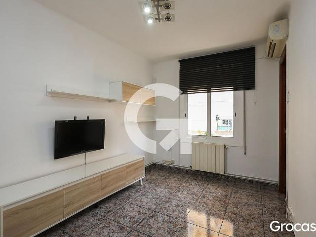 Piso en venta en calle Progrés, Hospitalet de Llobregat, L´, de 57 m² 3 habitaciones por 239.000