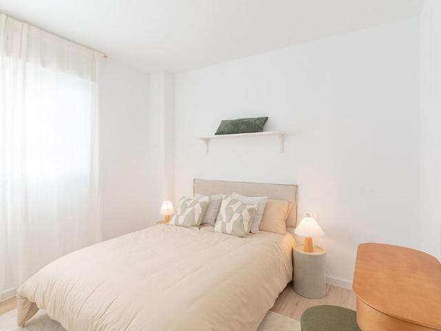 Piso en venta en calle Ramón Llull, Sant Adrià de Besos, de 123 m² 3 habitaciones por 430.000