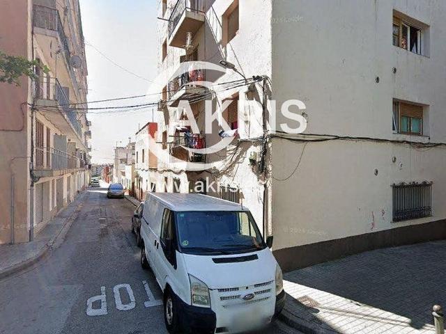 Piso en venta en calle Ramon Reig, Figueres, de 89 m² 3 habitaciones por 30.600