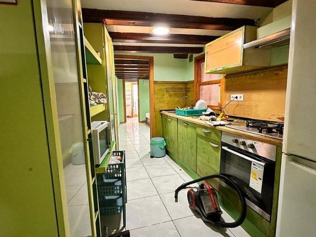 Piso en venta en calle Ramelleres, Barcelona, de 85 m² 3 habitaciones por 380.000