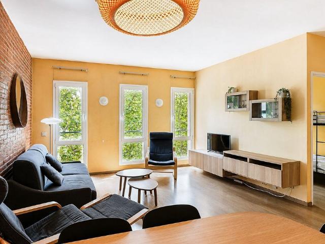Piso en venta en calle Raval, Barcelona, de 63 m² 2 habitaciones por 320.000