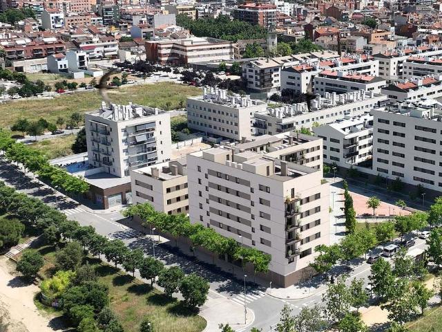 Piso en venta en calle Ripolles Esquina Jaume Corbera, Granollers, de 74 m² 3 habitaciones por 379.000