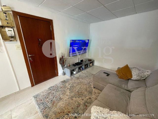 Piso en venta en calle Riu Cinca, Lleida, de 52 m² 2 habitaciones por 125.000