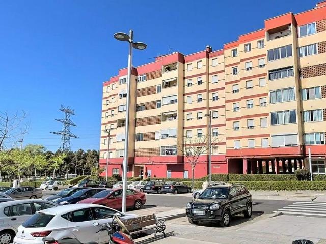 Piso en venta en calle Riu Llobregat, Tarragona, de 85 m² 3 habitaciones por 30.000