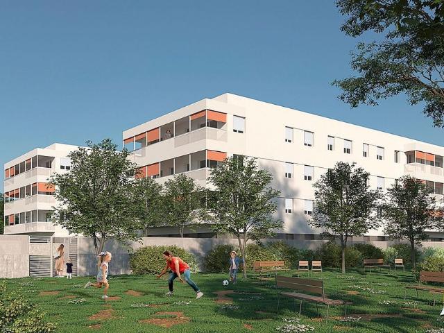 Piso en venta en calle Roberto Bolaño Ávalos, Girona, de 88 m² 3 habitaciones por 370.900