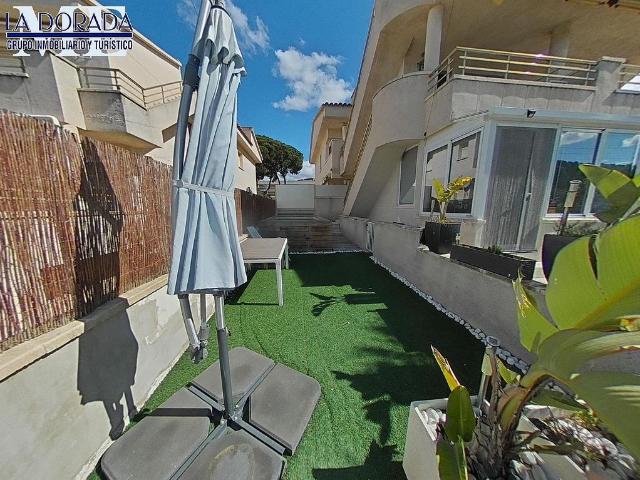 Piso en venta en calle Rosa Dels Vents, Cambrils, de 70 m² 3 habitaciones por 210.000