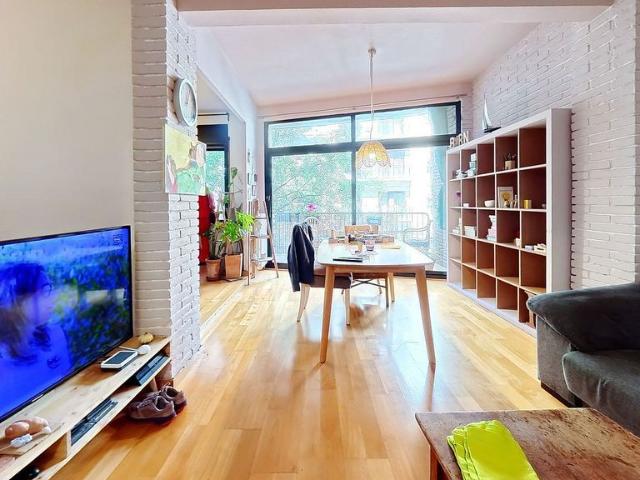 Piso en venta en calle Rossello, Barcelona, de 94 m² 3 habitaciones por 460.000