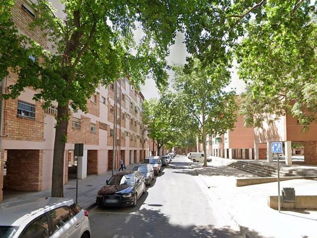 Piso en venta en calle Rossinyol, Lleida, de 76 m² 3 habitaciones por 38.000