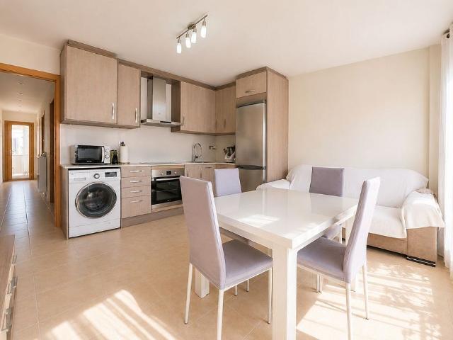 Piso en venta en calle S Benet, Reus, de 59 m² 2 habitaciones por 139.900