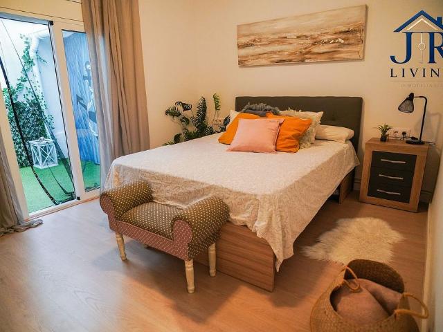 Piso en venta en calle Sant Cristofol, Vilanova i La Geltrú, de 51 m² 3 habitaciones por 210.000