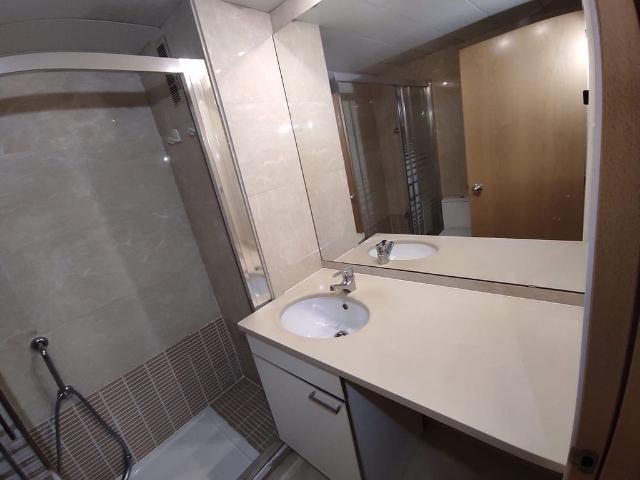 Piso en venta en calle Sant Joan, Barcelona, de 48 m² 1 habitación por 305.000