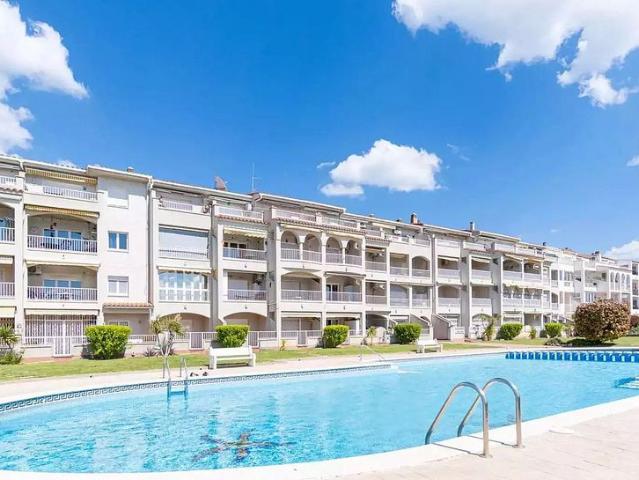 Piso en venta en calle Sant Maurici, Castelló d´Empúries, de 88 m² 2 habitaciones por 317.000