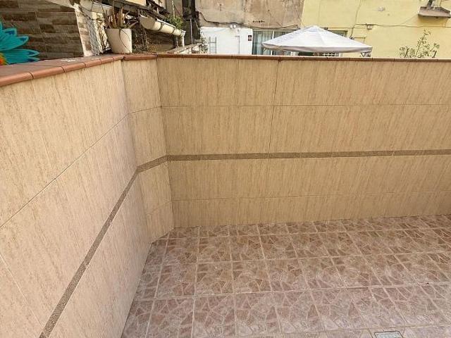 Piso en venta en calle Sant Pasqual Bailón, Barcelona, de 66 m² 2 habitaciones por 285.000