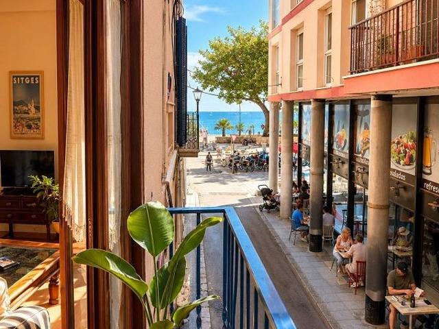 Piso en venta en calle Sant Pere, Sitges, de 60 m² 2 habitaciones por 395.000