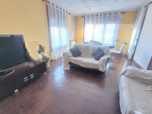 Piso en venta en calle Santa Eugènia, Santa Eugènia de Berga, de 110 m² 4 habitaciones por 187.000