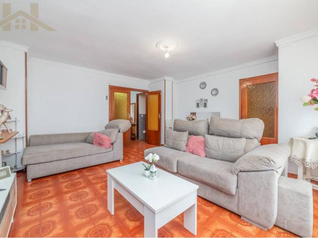 Piso en venta en Calle Santiago Rusiñol