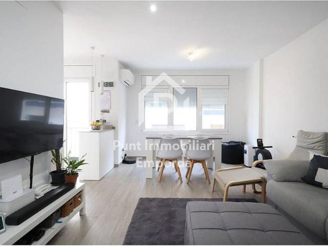 Piso en venta en calle Sebastián Elcano, Llançà, de 49 m² 2 habitaciones por 180.000