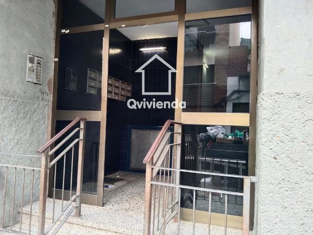Piso en venta en calle Sèquia, Canovelles, de 64 m² 2 habitaciones por 54.000