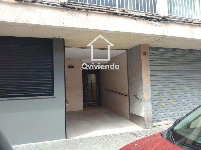 Piso en venta en calle Sèquia, Canovelles, de 67 m² 3 habitaciones por 78.000