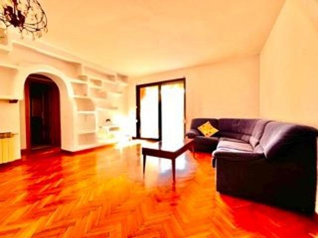 Piso en venta en calle Seu D'urgell, Badalona, de 95 m² 4 habitaciones por 425.000