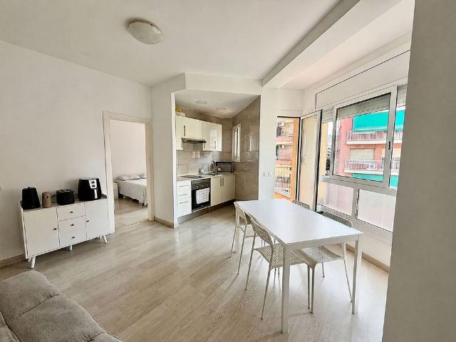 Piso en venta en calle Sibelius, Barcelona, de 45 m² 1 habitación por 212.000