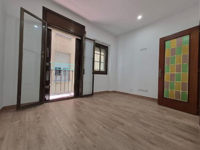 Piso en venta en calle Tarros, Barcelona, de 42 m² 1 habitación por 205.000