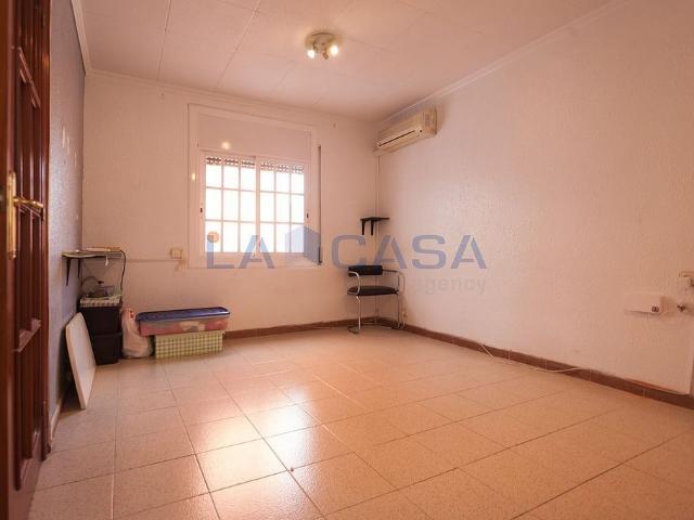 Piso en venta en calle Teide, Hospitalet de Llobregat, L´, de 52 m² 2 habitaciones por 169.000