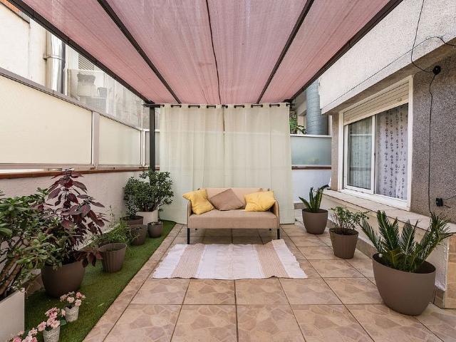 Piso en venta en calle Terrassa, Rubí, de 104 m² 3 habitaciones por 280.000