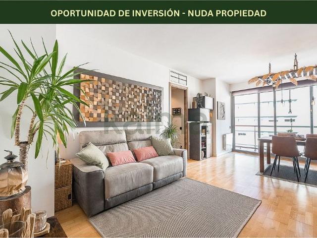 Piso en venta en calle Tresmall, Badalona, de 94 m² 3 habitaciones por 320.285