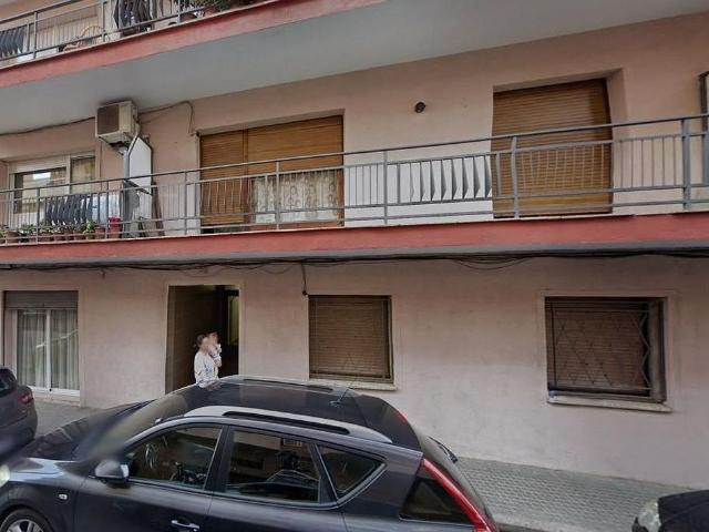 Piso en venta en calle Tribala, Pineda de Mar, de 112 m² 3 habitaciones por 135.000