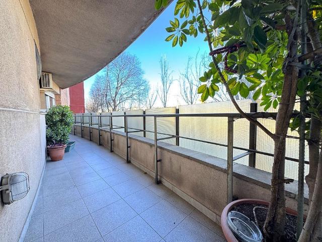 Piso en venta en calle urquinaona, Terrassa, de 154 m² 4 habitaciones por 279.000