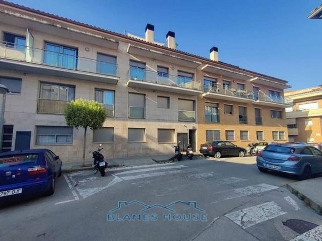 Piso en venta en calle Veler, Blanes, de 91 m² 3 habitaciones por 192.400