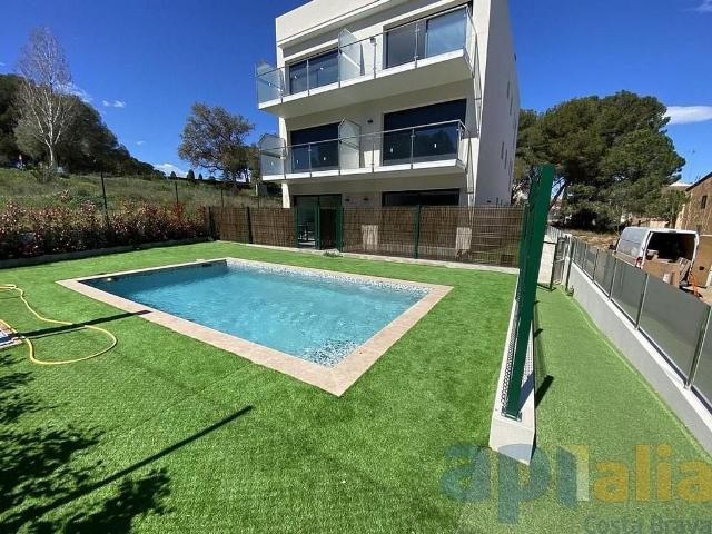 Piso en venta en calle Vell del Cementeri, Palamós, de 79 m² 2 habitaciones por 399.000 €
