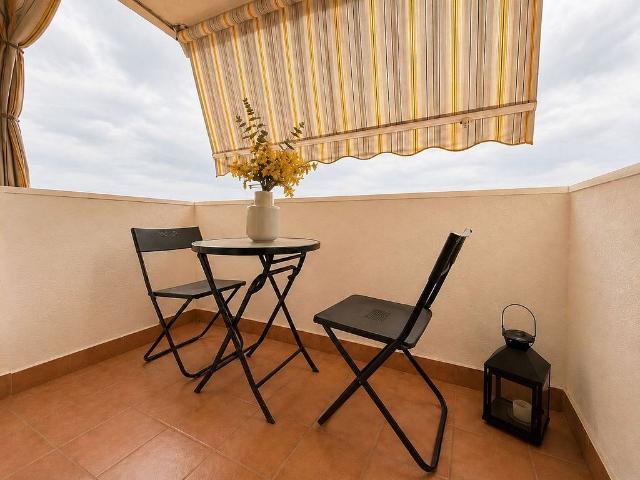 Piso en venta en calle Vilanova y la Geltru, Badalona, de 55 m² 3 habitaciones por 209.000