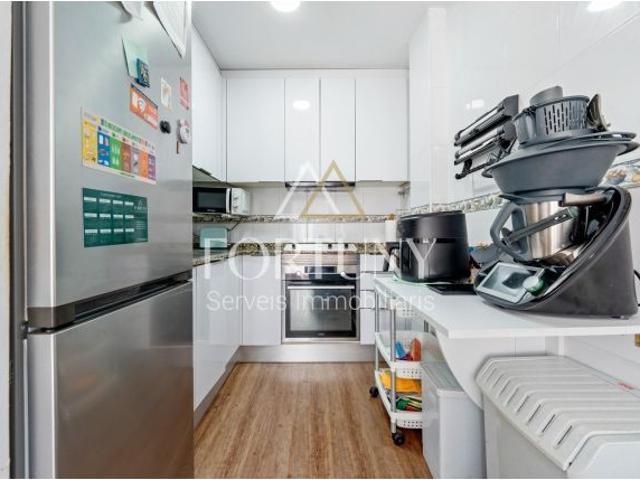Piso en venta en Calle Vinyols, Montbrio