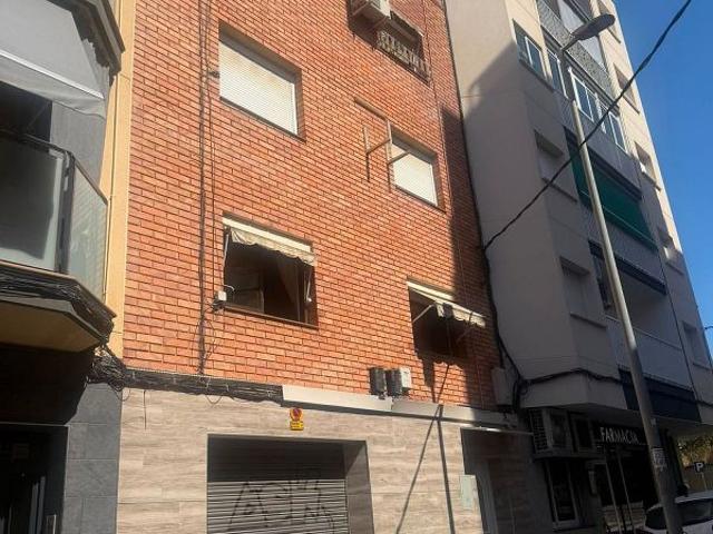 Piso en venta en calle Viriat, Castelldefels, de 81 m² 3 habitaciones por 200.000