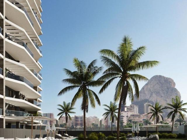 Piso en venta en Calp, Playa Arenal Bol. Apartamento de 3 dormitorios y 2 baños con piscina y jardín en Calpe. Pisos.