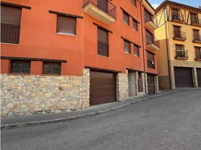 Piso en Venta en Camarena de la Sierra