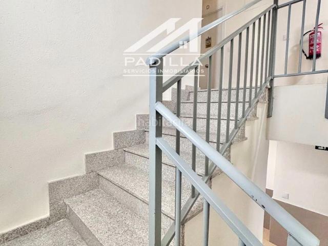 Piso en venta en Camarena. PISO REFORMADO EN EL CENTRO. Pisos.