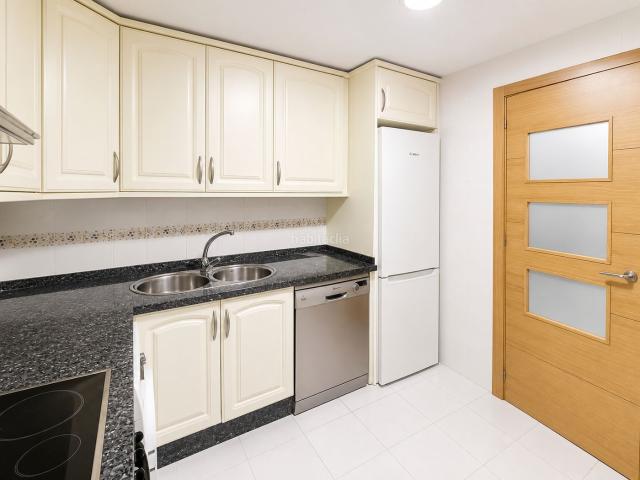 Piso en venta en Camas, Centro Barriada Mallorca. Magnífica oportunidad en Camas, a un paso de Sevilla. Pisos.