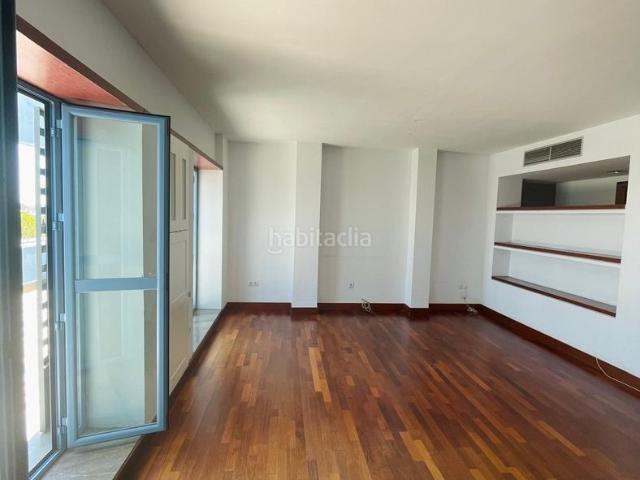 Piso en venta en Camas, La Pañoleta. PISO CON TERRAZA, DOS GARAJES Y TRASTERO EN URBANIZACIÓN. Pisos.
