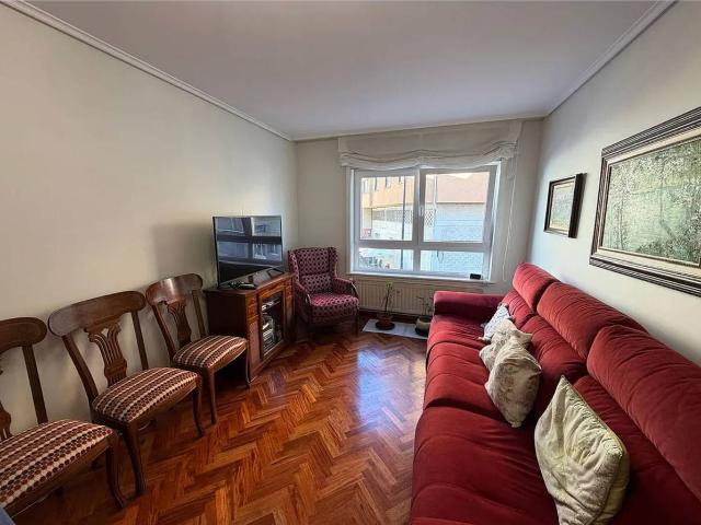 Piso en Venta en Cambre