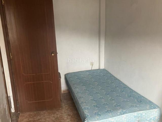 Piso en venta en Cambre. Planta baja con terreno en venta. Pisos.